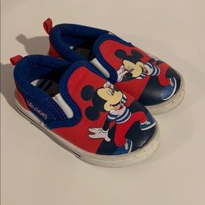 Disney baby Mickey Mouse slip on flats shoes size6